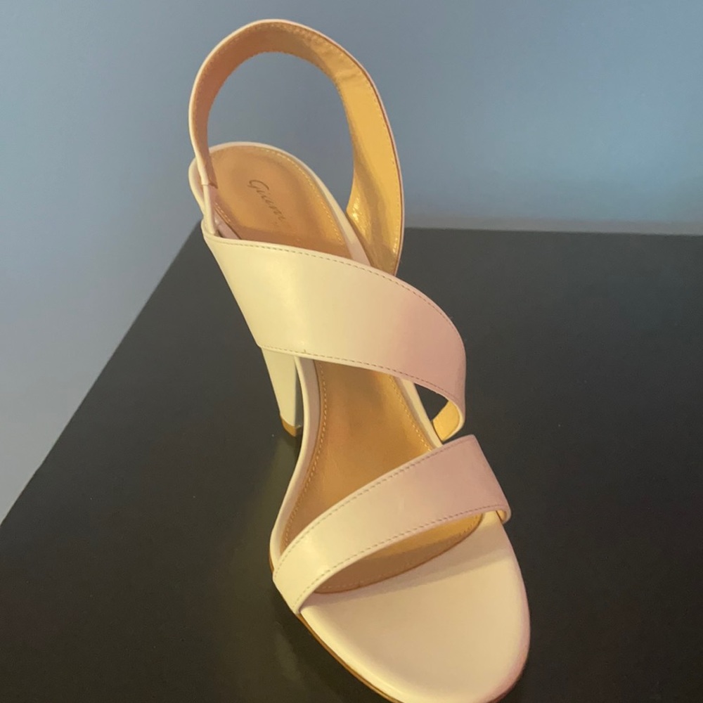 Gianvito Rossi Milano